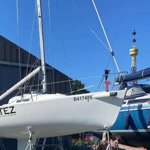 J80 for sale  Vlaanderen / Nieuwpoort